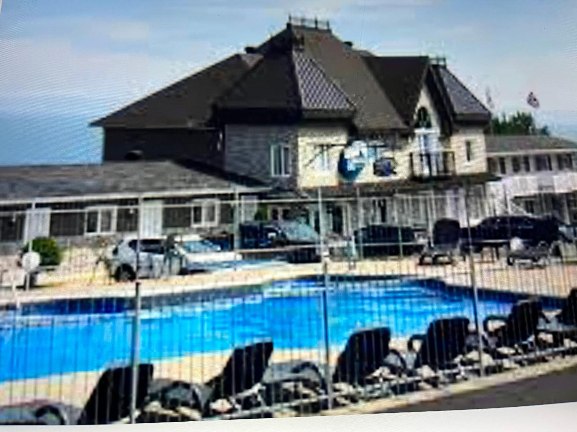 Motel Vue Belvedere Saint-Simeon  Exterior photo