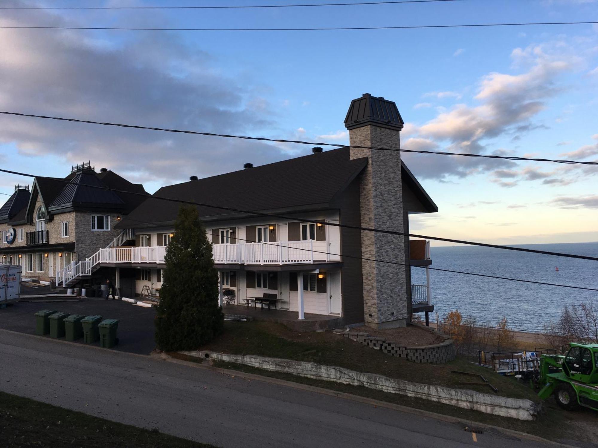 Motel Vue Belvedere Saint-Simeon  Exterior photo