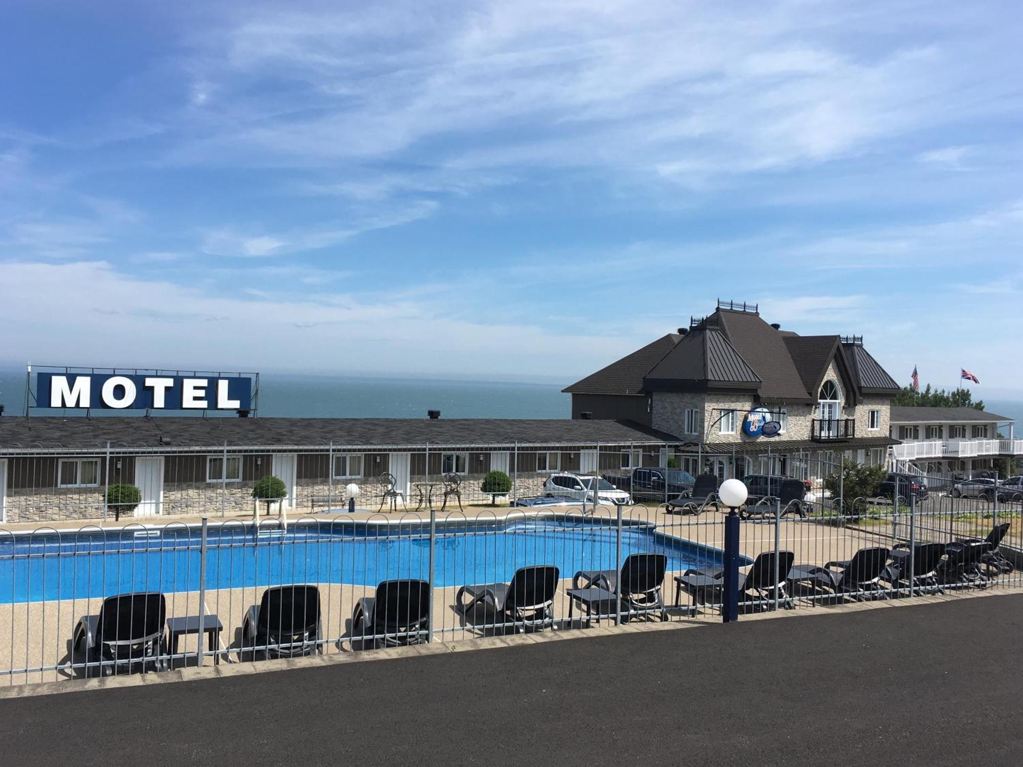 Motel Vue Belvedere Saint-Simeon  Exterior photo